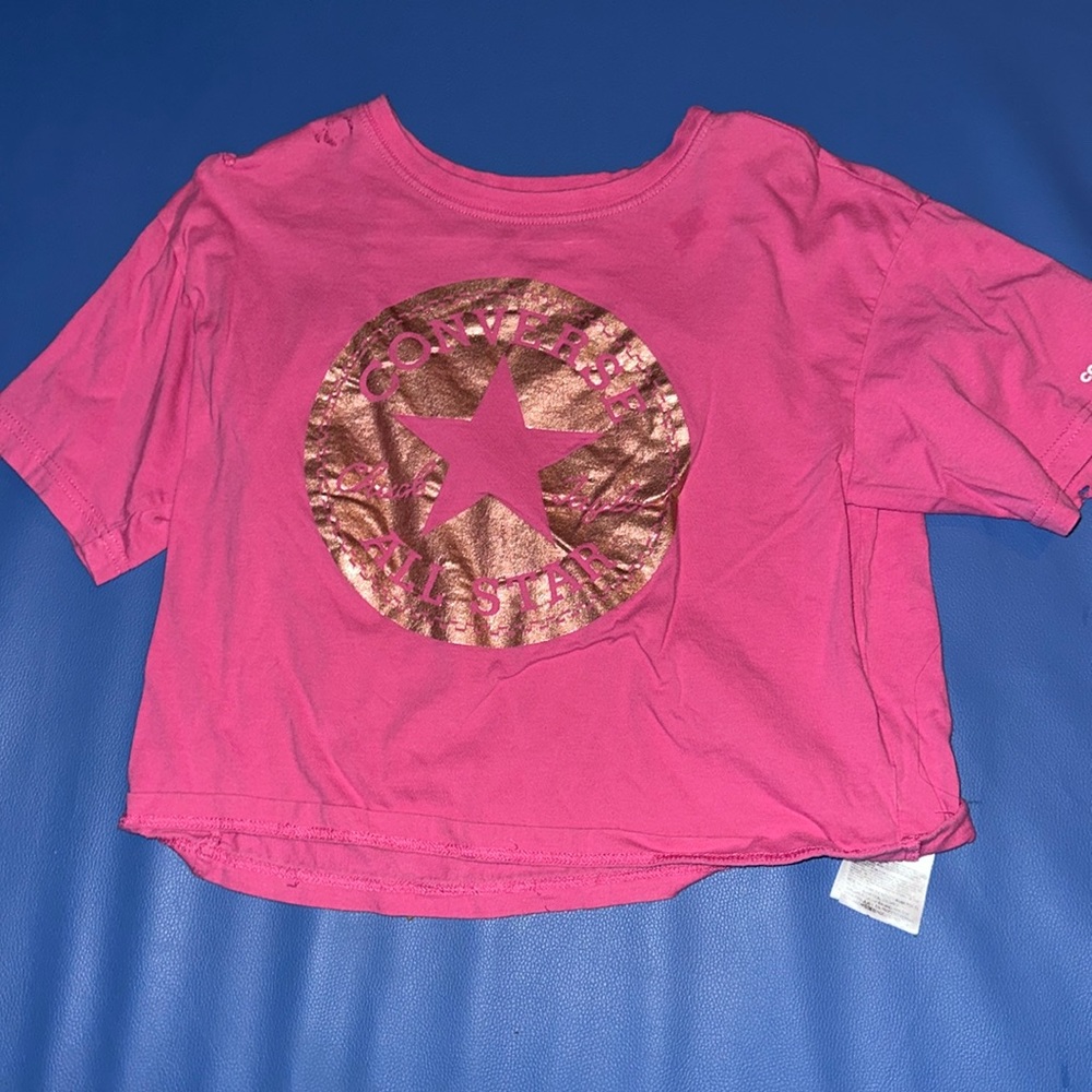 Cropped tee